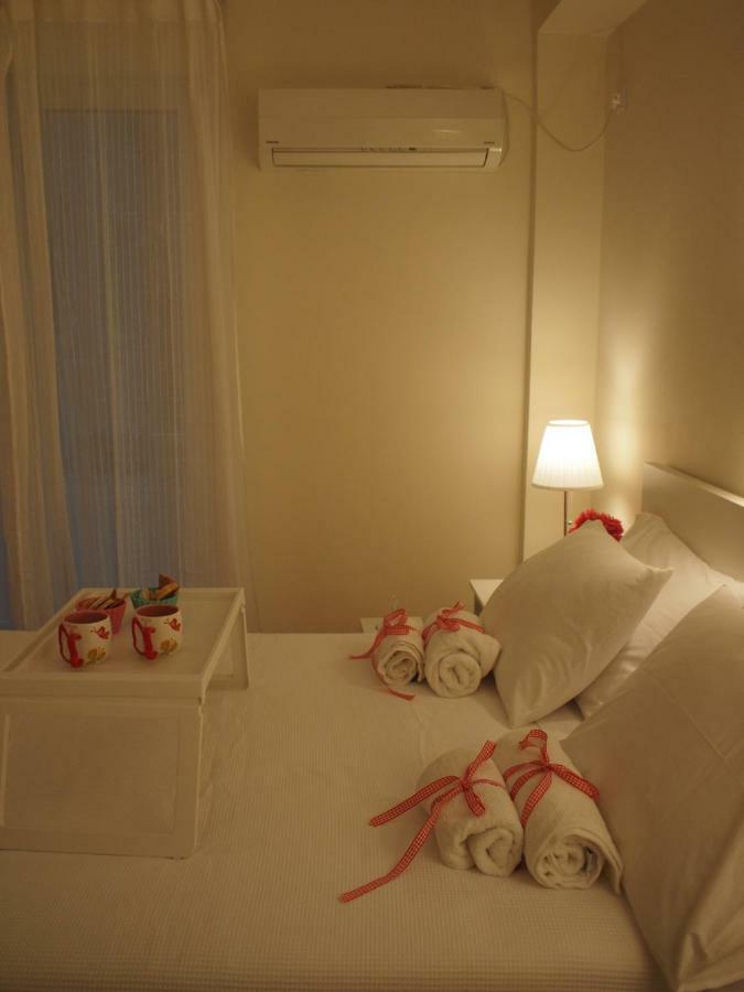 Charming Studio Posh Quartier Атина Екстериор снимка