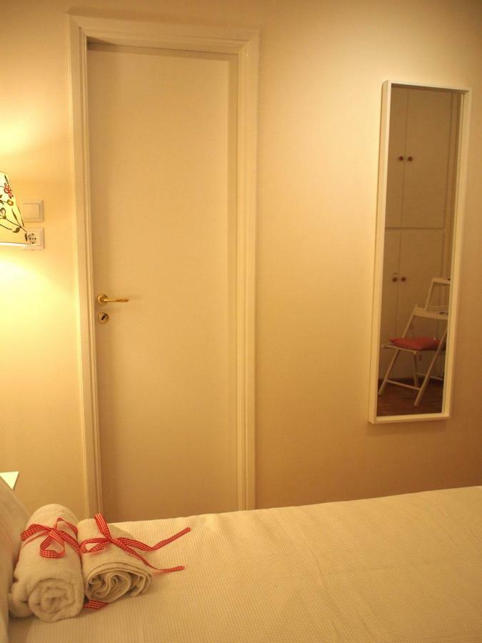 Charming Studio Posh Quartier Атина Екстериор снимка