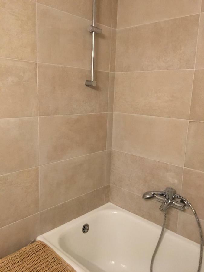 Charming Studio Posh Quartier Атина Екстериор снимка