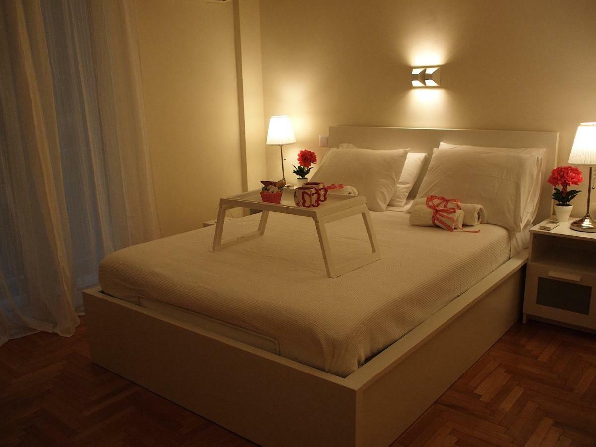 Charming Studio Posh Quartier Атина Екстериор снимка