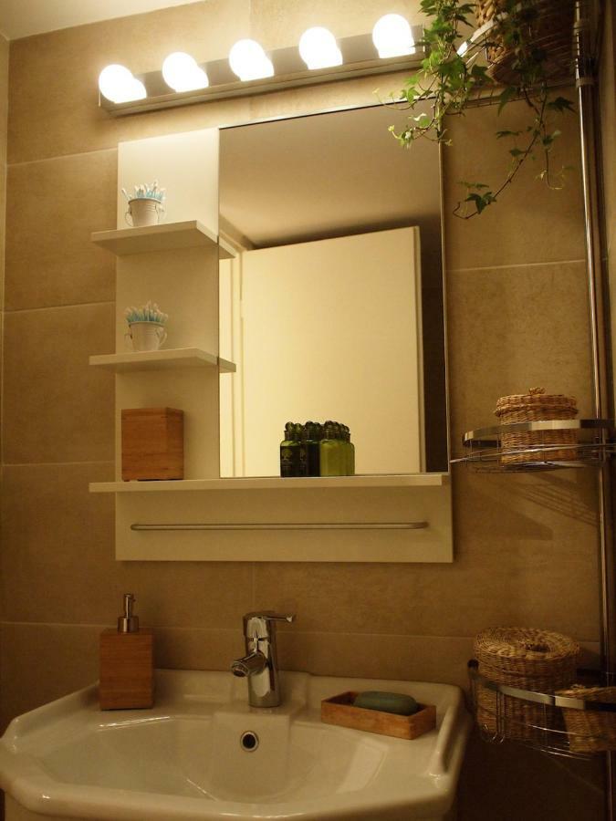 Charming Studio Posh Quartier Атина Екстериор снимка