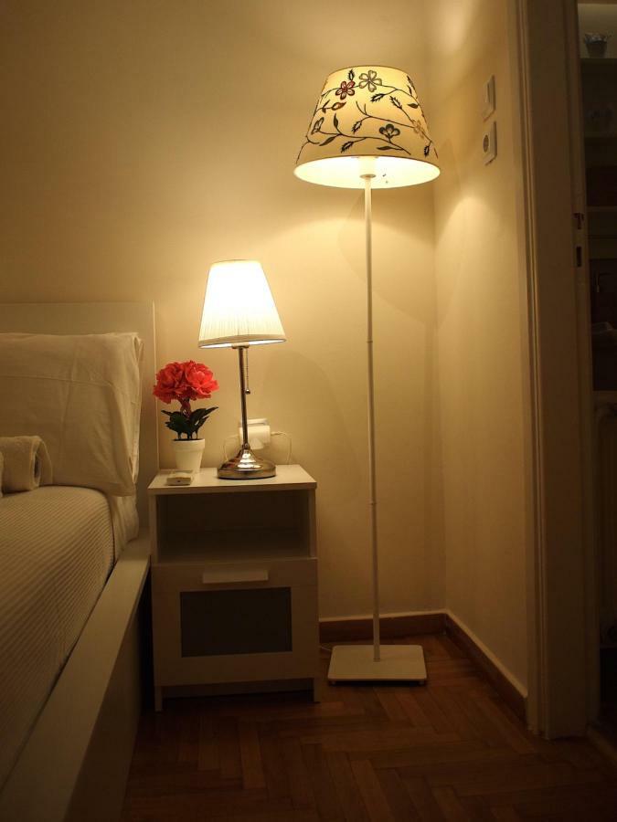 Charming Studio Posh Quartier Атина Екстериор снимка
